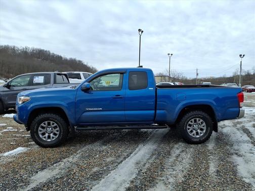 2017 Toyota Tacoma SR5