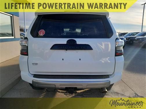 2022 Toyota 4Runner TRD Off Road Premium