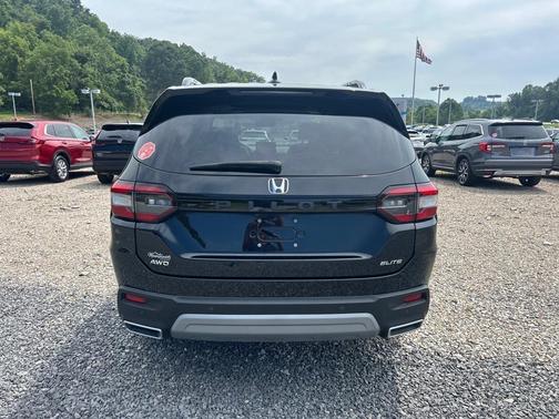 2023 Honda Pilot AWD Elite