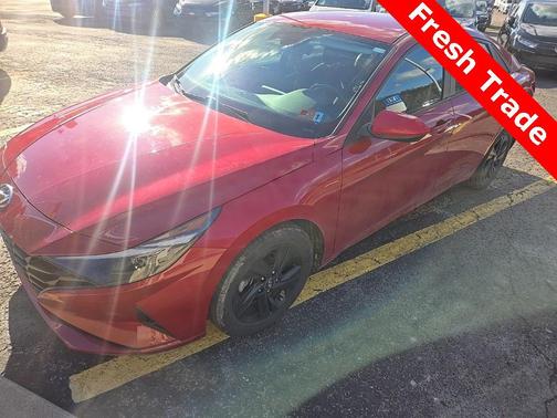 2021 Hyundai ELANTRA SEL