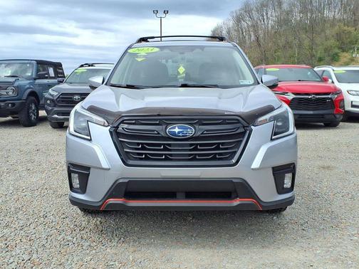 Ice Silver Metallic 2023 Subaru Forester Sport