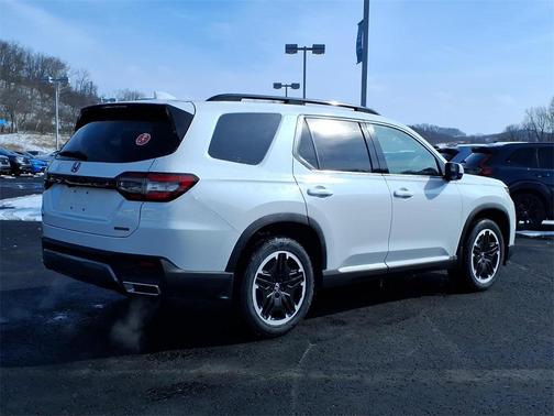 2026 Honda Pilot Touring 8-Passenger