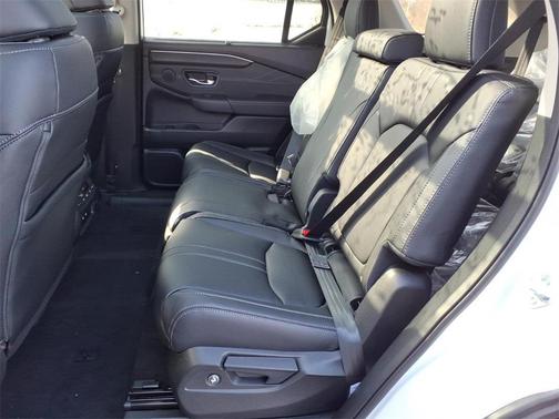 2026 Honda Pilot Touring 8-Passenger