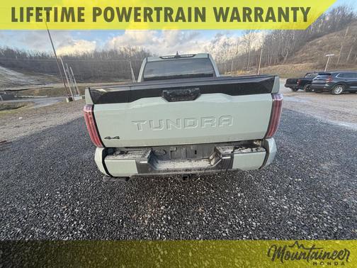 2024 Toyota Tundra Hybrid Platinum