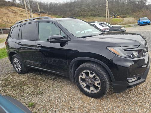 2023 Honda Passport AWD TrailSport