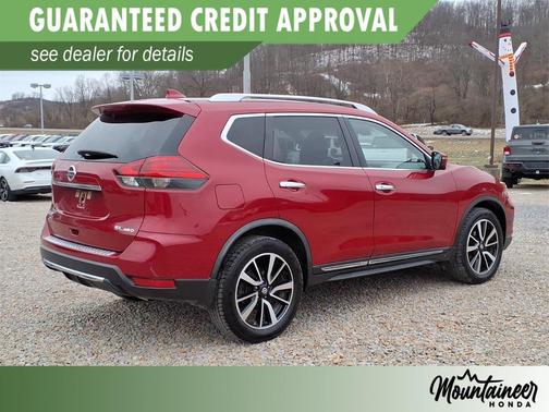 2017 Nissan Rogue SL