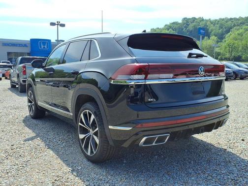 Deep Black 2024 Volkswagen Atlas Cross Sport 2.0T SEL Premium