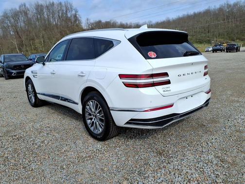 Uyuni White 2025 Genesis GV80 2.5T