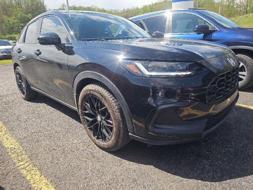 Crystal Black Pearl 2023 Honda HR-V LX