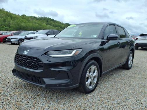 Crystal Black Pearl 2023 Honda HR-V LX