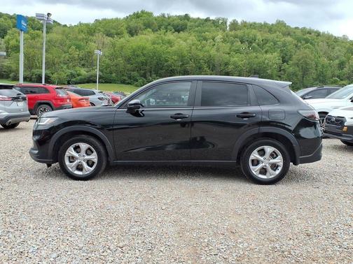 Crystal Black Pearl 2023 Honda HR-V LX