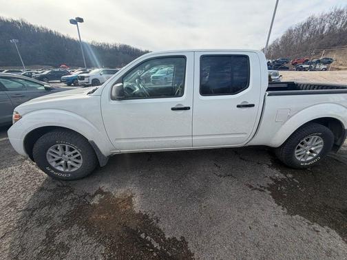 2017 Nissan Frontier SV