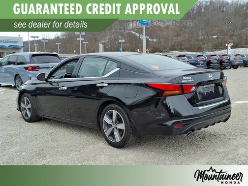 2021 Nissan Altima 2.5 SL