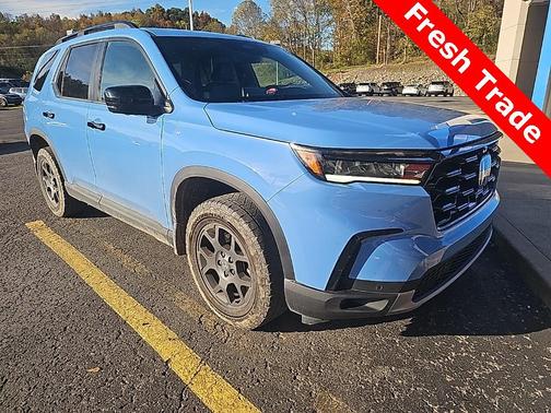2023 Honda Pilot AWD TrailSport