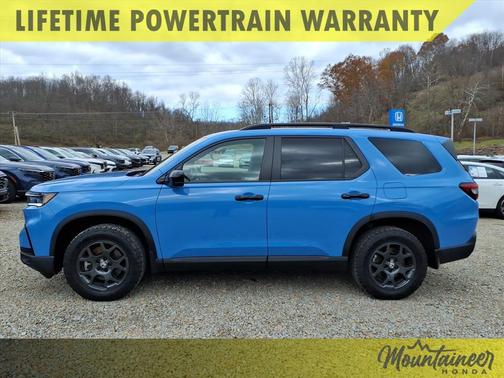 2023 Honda Pilot AWD TrailSport