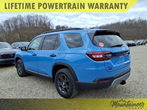 2023 Honda Pilot AWD TrailSport