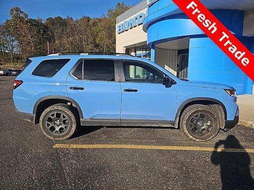 2023 Honda Pilot AWD TrailSport