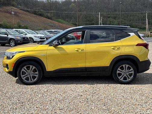 2021 Kia Seltos S