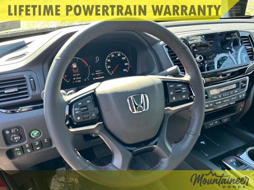 2025 Honda Ridgeline Black