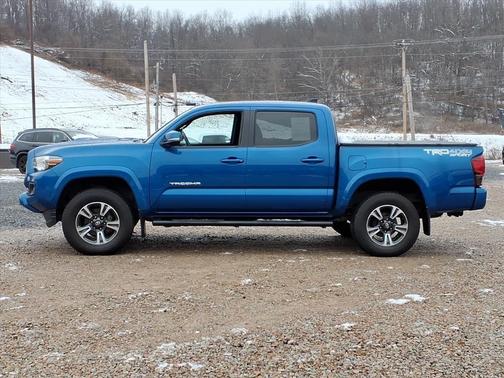2018 Toyota Tacoma TRD Sport