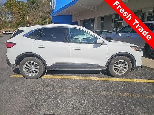 2021 Ford Escape SE