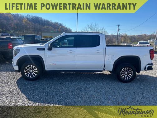 2022 GMC Sierra 1500 AT4