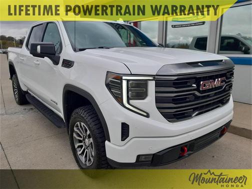 2022 GMC Sierra 1500 AT4