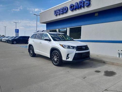 2018 Toyota Highlander SE