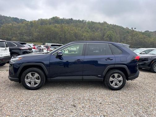 2023 Toyota RAV4 Hybrid XLE