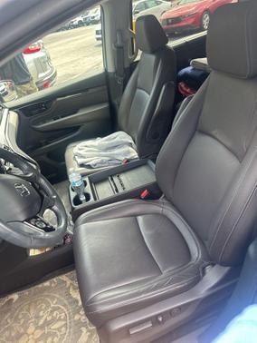 Lunar Silver Metallic 2023 Honda Odyssey Touring