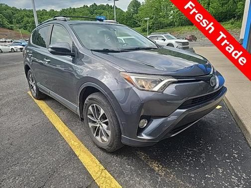 2017 Toyota RAV4 Hybrid XLE