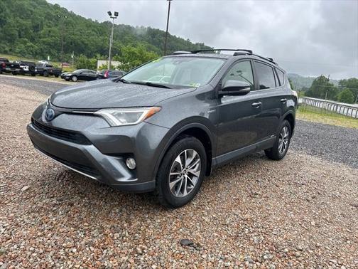 2017 Toyota RAV4 Hybrid XLE
