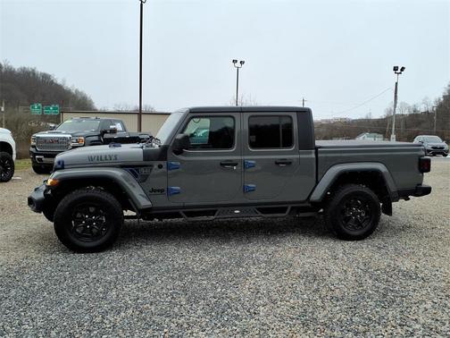 2021 Jeep Gladiator Willys 4x4