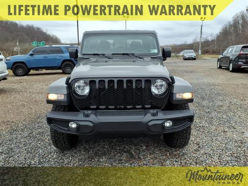 2021 Jeep Gladiator Willys 4x4