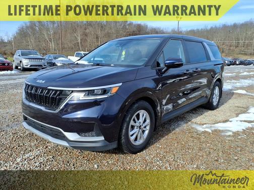 2024 Kia Carnival LX