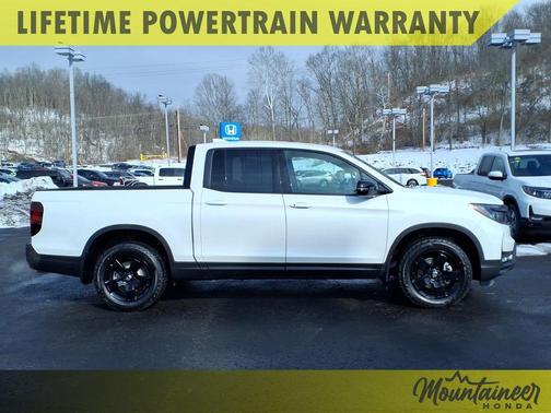 Platinum White Pearl 2026 Honda Ridgeline Black