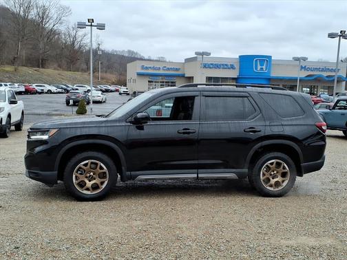 2024 Honda Pilot TrailSport