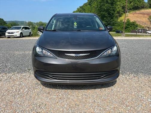 2017 Chrysler Pacifica LX