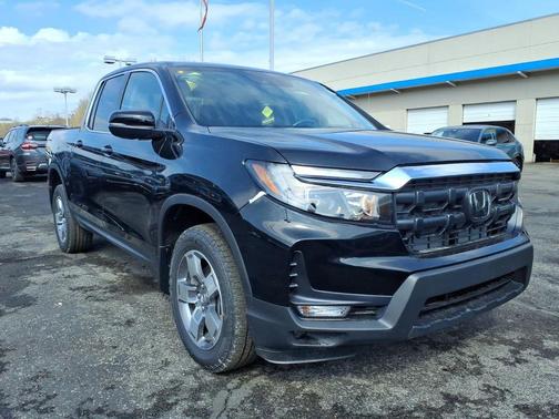 Crystal Black Pearl 2026 Honda Ridgeline RTL