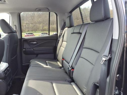 Crystal Black Pearl 2026 Honda Ridgeline RTL