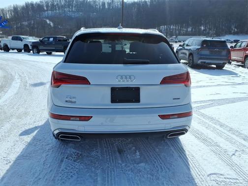 2023 Audi Q5 45 S line Premium Plus