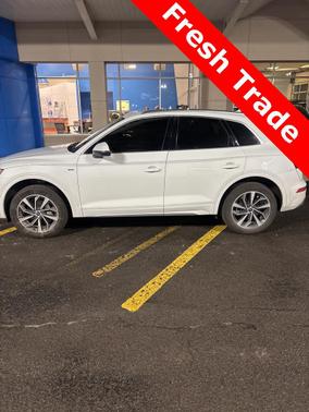 2023 Audi Q5 45 S line Premium Plus