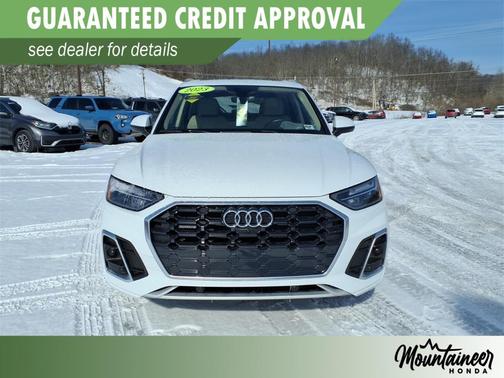 2023 Audi Q5 45 S line Premium Plus