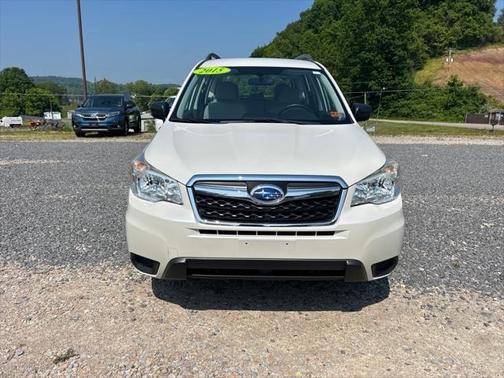 2015 Subaru Forester 2.5i
