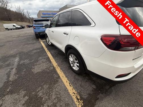 2019 Kia Sorento LX