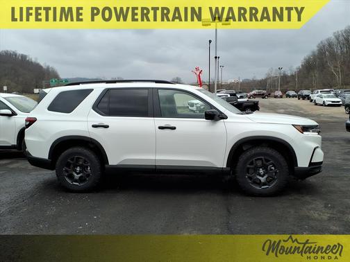 2025 Honda Pilot TrailSport