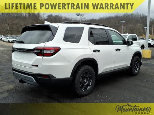 2025 Honda Pilot TrailSport