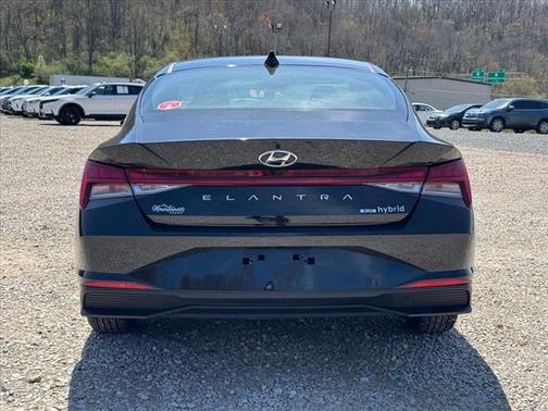 2022 Hyundai ELANTRA HEV Blue