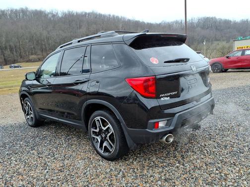 2023 Honda Passport AWD Elite