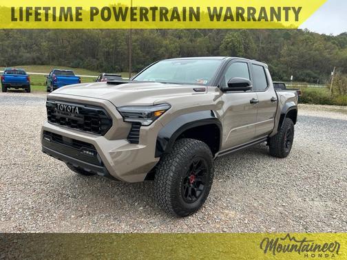 2025 Toyota Tacoma Hybrid Trailhunter